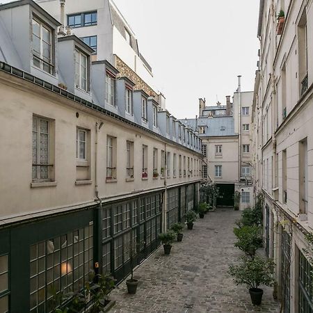 شقة باريس  في Charmant Studio Neuf Proche Des Invalides المظهر الخارجي الصورة