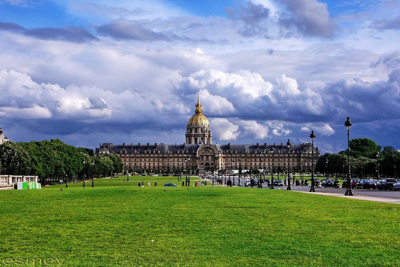 شقة باريس  في Charmant Studio Neuf Proche Des Invalides المظهر الخارجي الصورة
